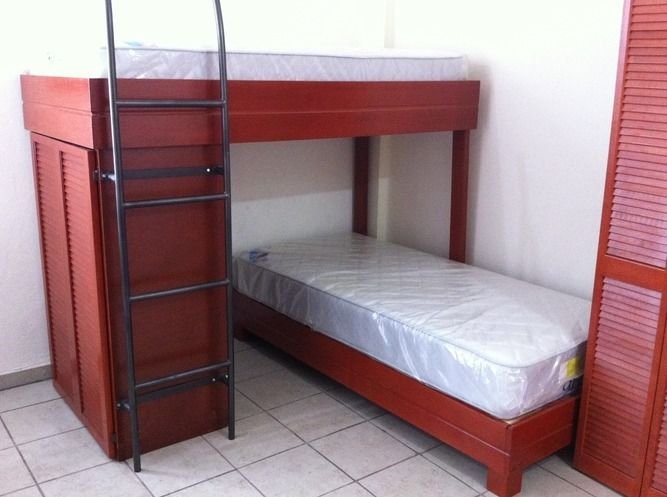 Habitación triple con litera